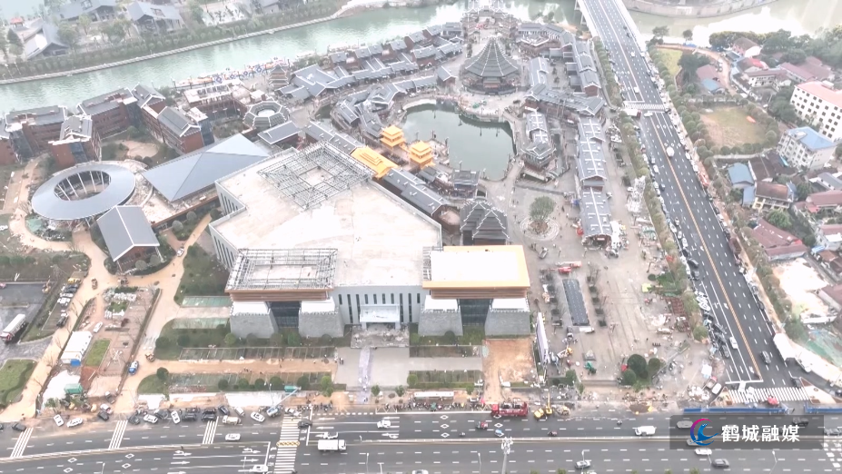 怀化榆树湾文旅商综合体：加快推进业态布局 60多家商家及展馆即将投入运营（半成品）.mp4_20250912_104822.407.jpg