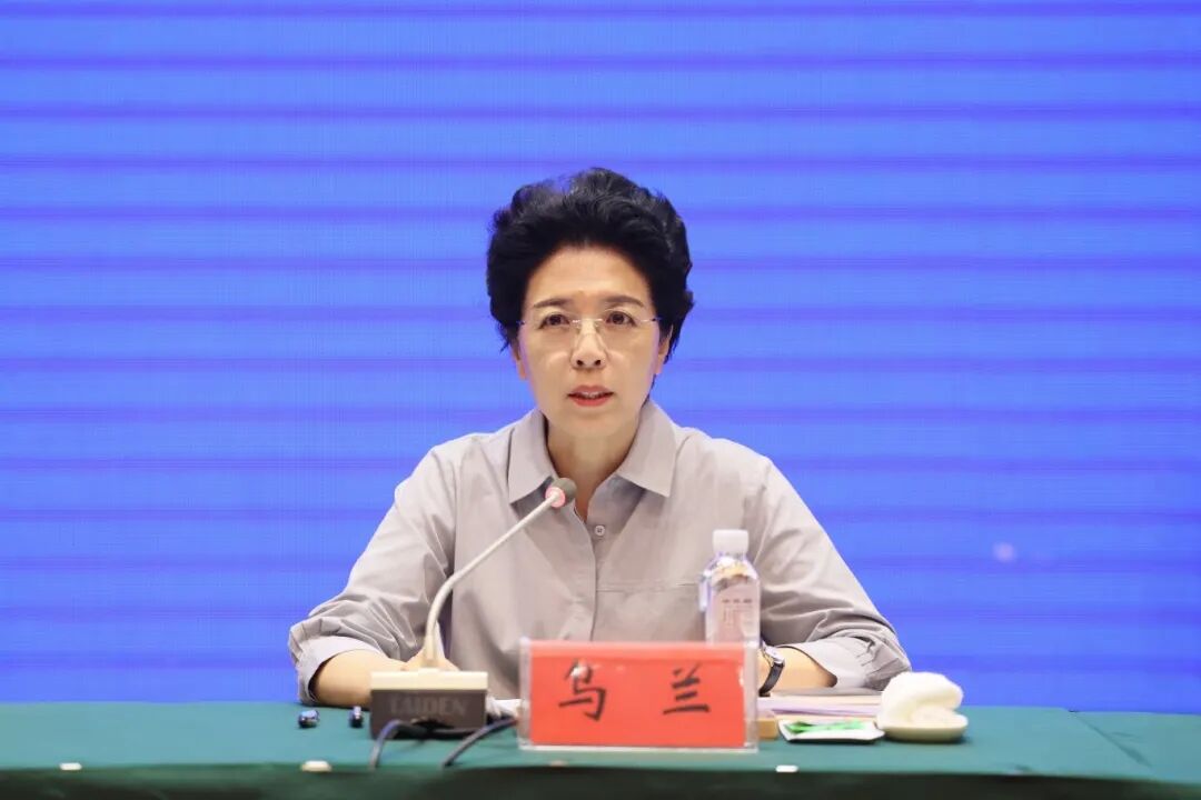 全省人大系统落实“三会三文”精神邵阳片区会议召开 推动全省人大工作高质量发展再上新台阶(图2)