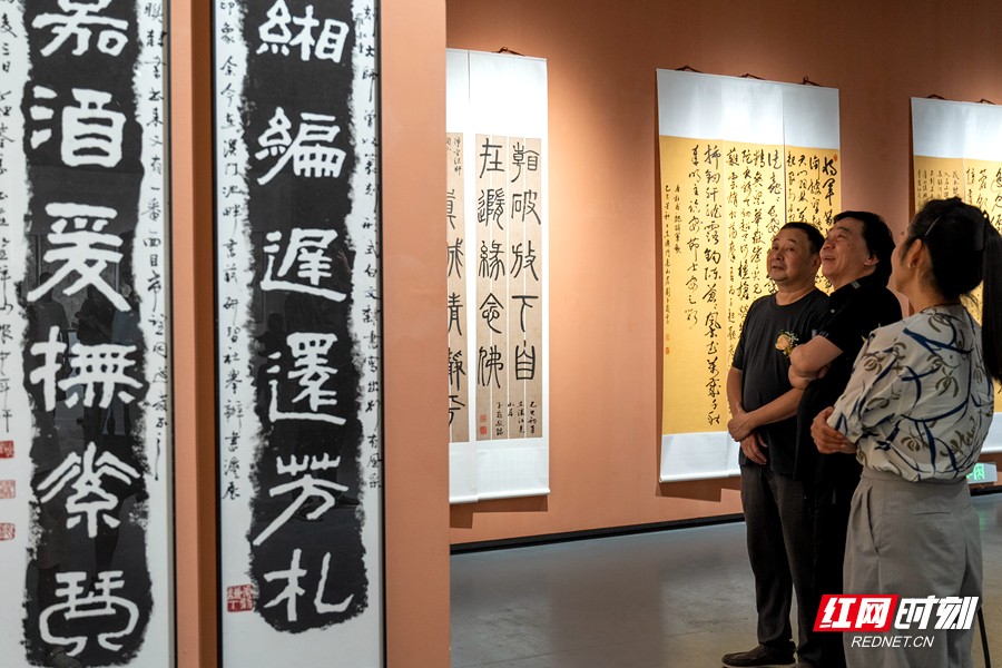 翰墨牵起湘澳情 近百幅书画精品展多元文化韵味