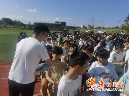 宁远天堂镇：禁毒知识进校园_副本500.jpg