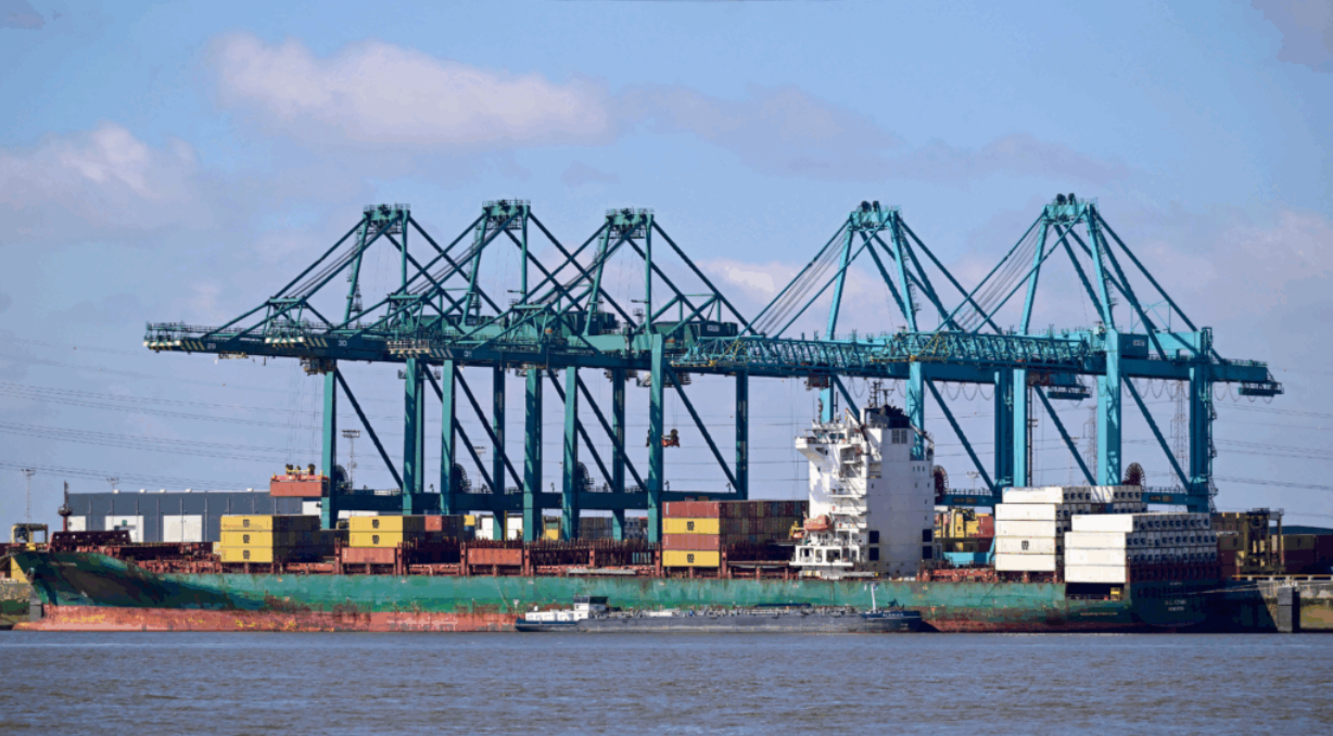 受美国关税政策的影响，比利时出口从5月到7月下