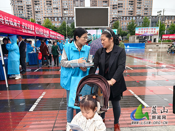 蓝山：统计遇禁毒，这场开放日让技能与防毒意识同频共振.jpg