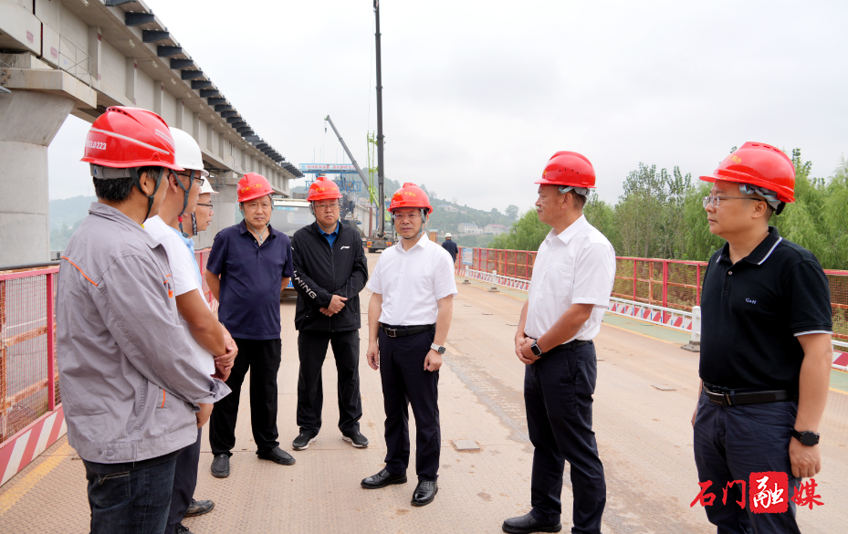 吴兴国督导大气污染防治工作1.jpg