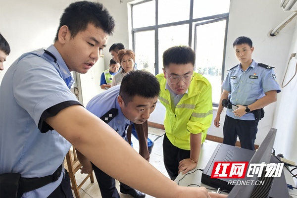 2cac43c3dca03d9d8693a1549ab54681_副本_副本.jpg