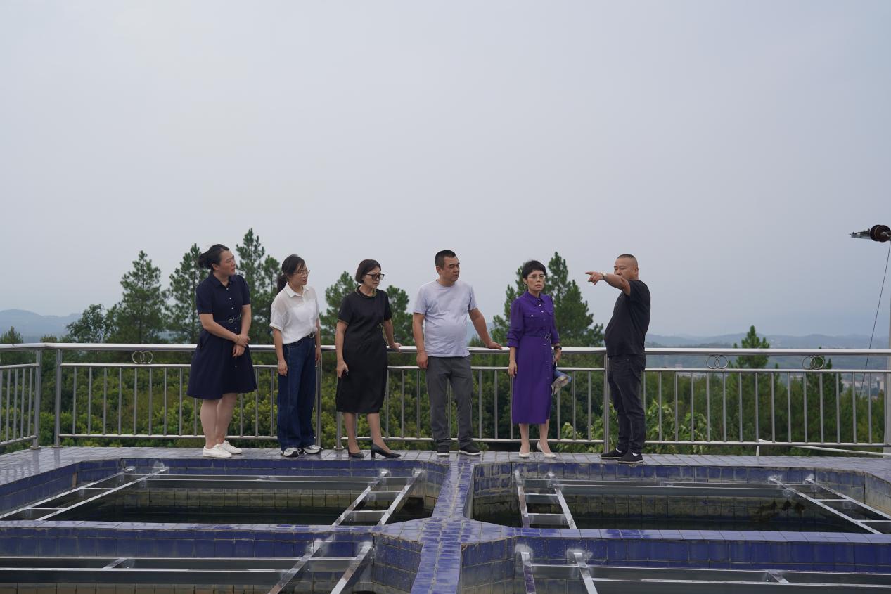 “四不两直”查水质 心系民生护安全  ——大祥区政协联合区纪委监委开展城乡供水一体化专项民主监督(图1)