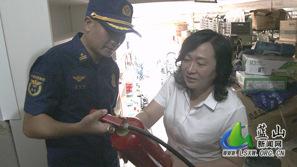 邓群开展国庆、中秋假期前经营性自建房消防安全检查、道路交通安全检查工作.jpg