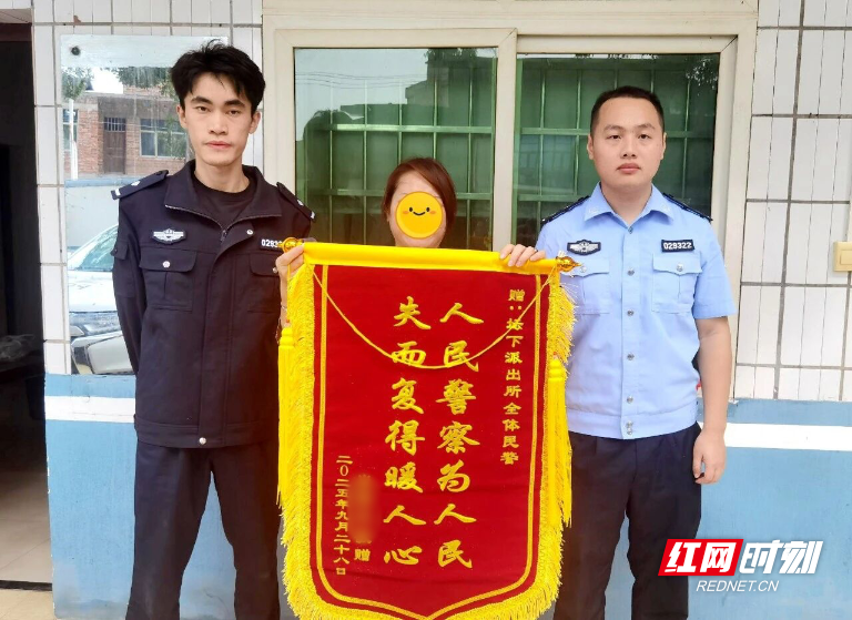 bad5e8e42a354300cfcb5dcb6fe0663a_副本.jpg