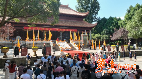 宁远：游九嶷 传文化 感党恩2_副本500.jpg