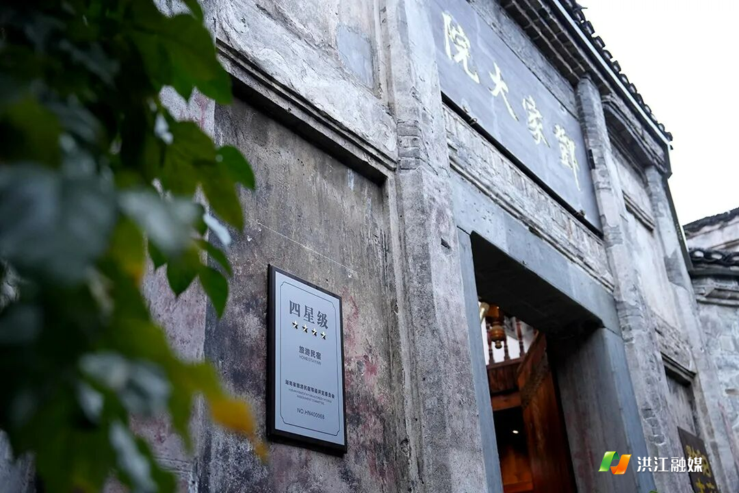 微信图片_20251004222445_582_317.jpg