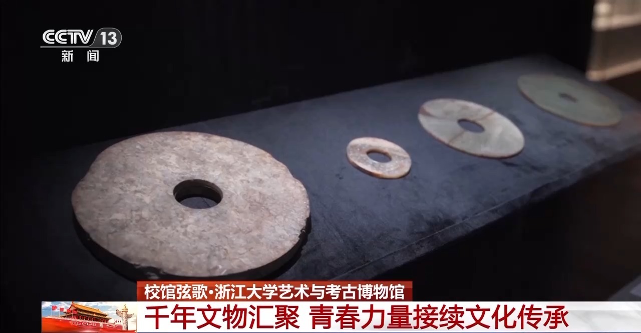 学校大厅的弦歌曲丨千年