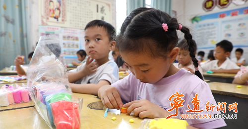 宁远莲花小学：多彩课后服务点亮 “双减” 时光_副本500.png