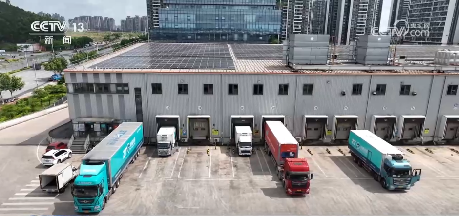 “小”包裹映照经济“大”棋局 我国快递业“跑”出发展加速度