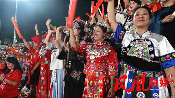 湘超第五轮 球迷观众[00_03_17][20251012-123510].jpg