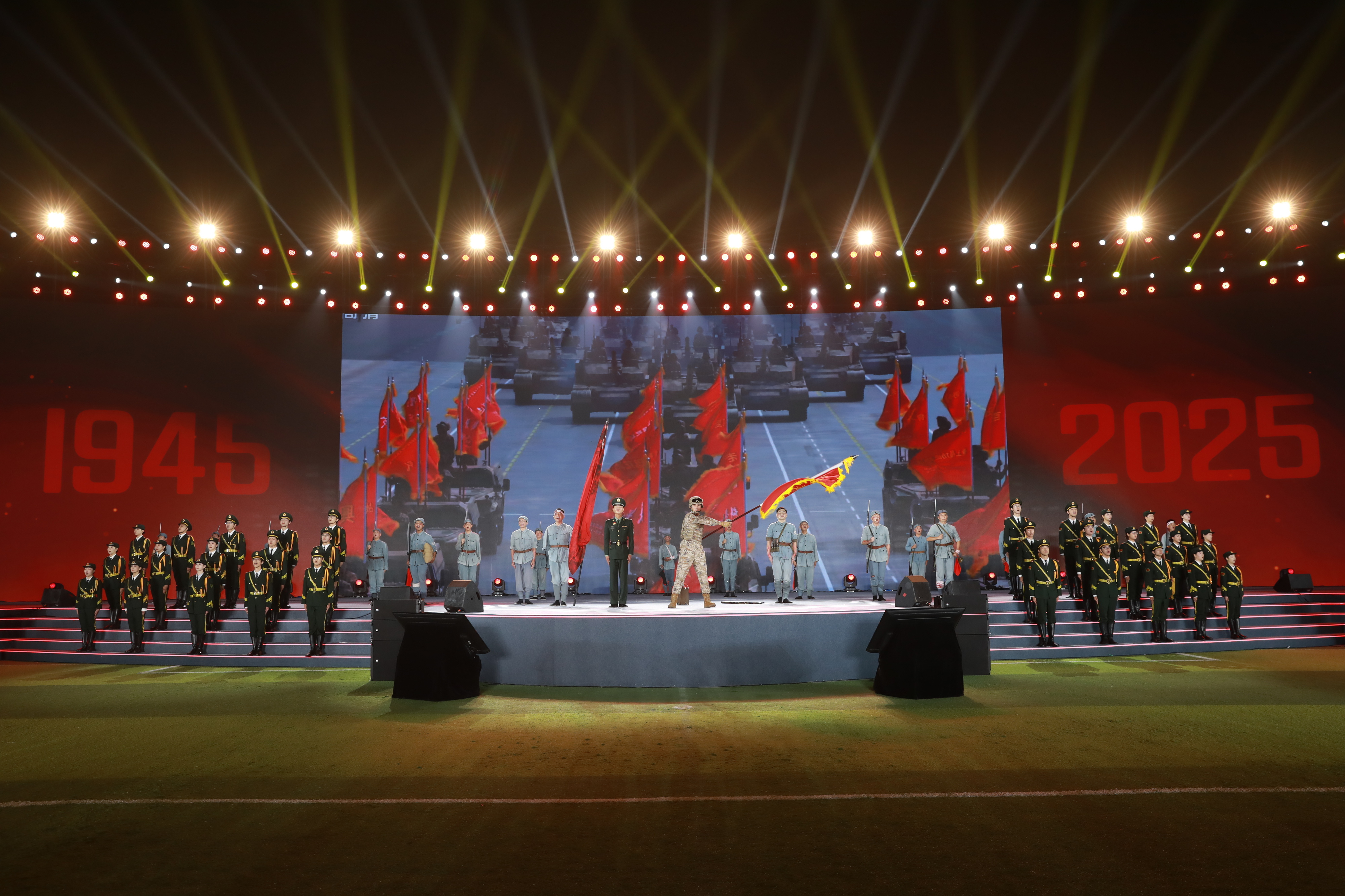 青春篇｜“不要忘记！不要忘记！不要忘记！” “刘老庄连”战旗回归江苏