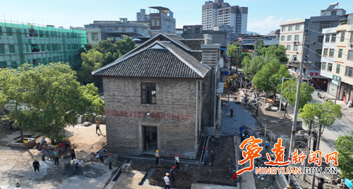 走进宁远古街｜老站长忆老汽车站砖瓦里的时代温度3_副本500.png