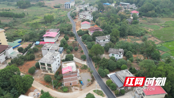 幸福村-4.Bmp 幸福村-4.Bmp