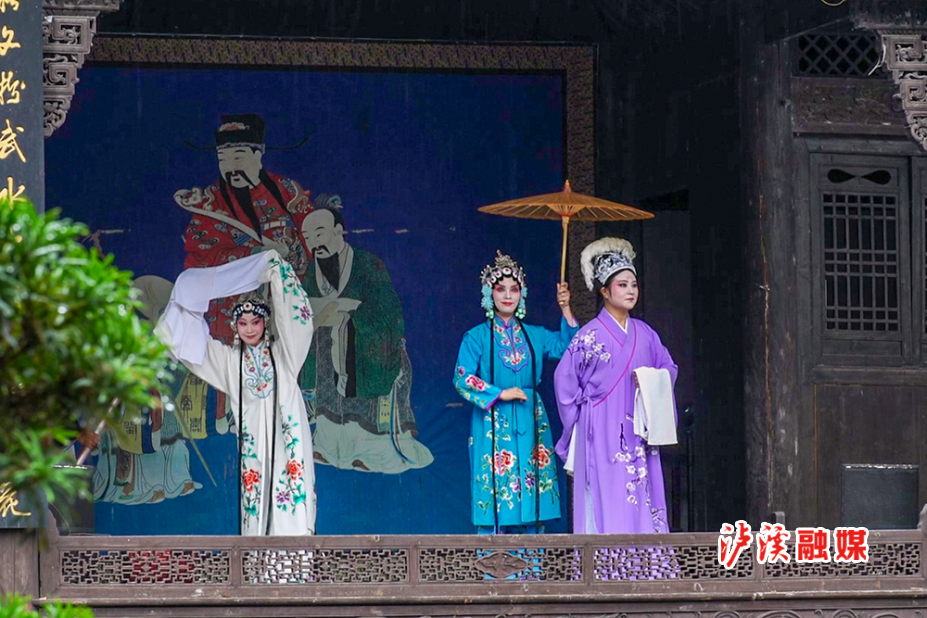 聚文艺力量采风.jpg2.jpg
