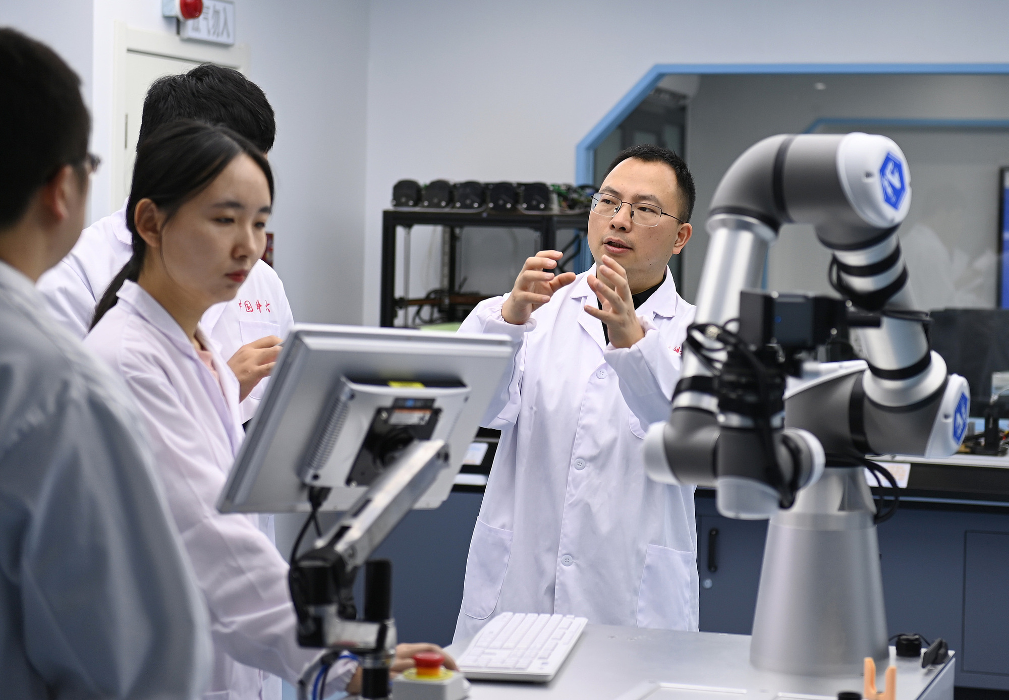 阳光时报评论·CHAPTER CHAPTER｜青年志向链接使命与