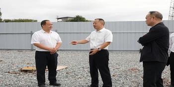 郑湘到乡镇督导检查有效衔接、安全生产工作
