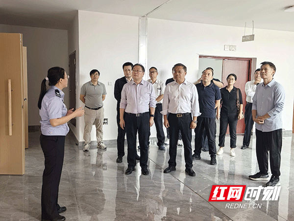 调研陈树湘“绝对忠诚”红色法治教育示范基地.gif