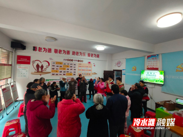 2025年2月11日上午，在永州市冷水滩区民政局的指导下，永州市冷水滩区梧桐街道白竹亭社区新时代文明实践站联合梧桐街道社工站开展老年人趣味运动会。 (4).jpg