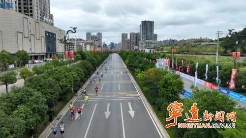 奔跑山水间 邂逅宁远美2_副本500.jpg