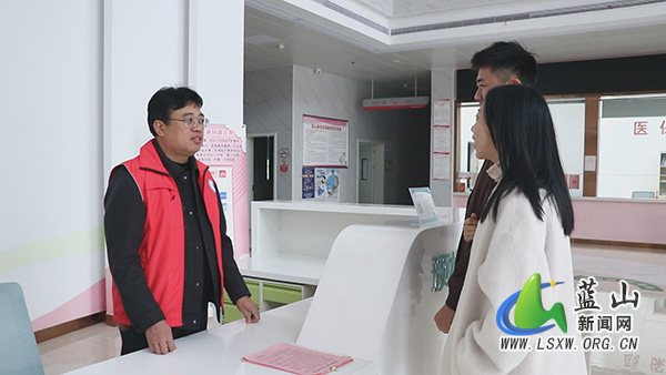 县妇幼保健院：行政人员“下楼” 院领导“驻科” “去行政化”改革见实效.jpg