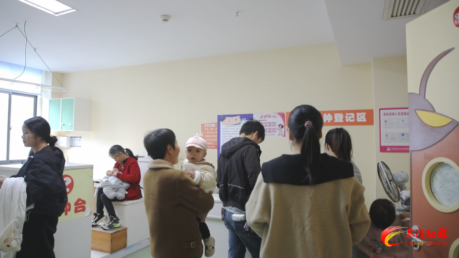 CMmO7YIsa4UA.bmp CMmO7YIsa4UA.bmp