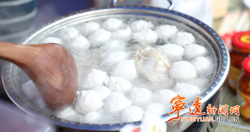 湘超现场宁远特色美食展区人气爆棚2_副本500.png 湘超现场宁远特色美食展区人气爆棚2_副本500.png