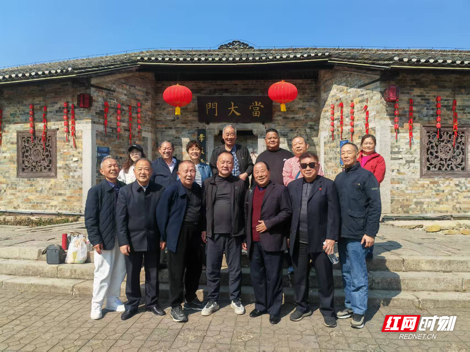 e8ac519d5474dfc5ac63b83ca526f1e8.jpg e8ac519d5474dfc5ac63b83ca526f1e8.jpg