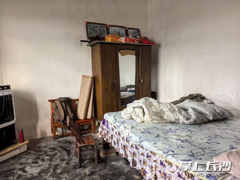 书屋改造前。均为长沙晚报通讯员 李树清 供图