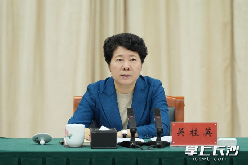 省委常委、市委书记吴桂英讲话。 均为长沙晚报全媒体记者 郭雨滴 摄