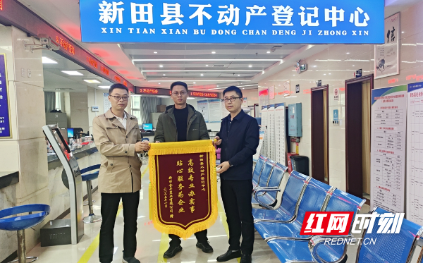 政务.jpg 政务.jpg