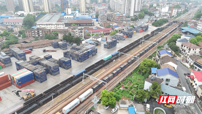 醴陵南铁路货场盐田国际内陆港。胡俊摄.jpg 醴陵南铁路货场盐田国际内陆港。胡俊摄.jpg