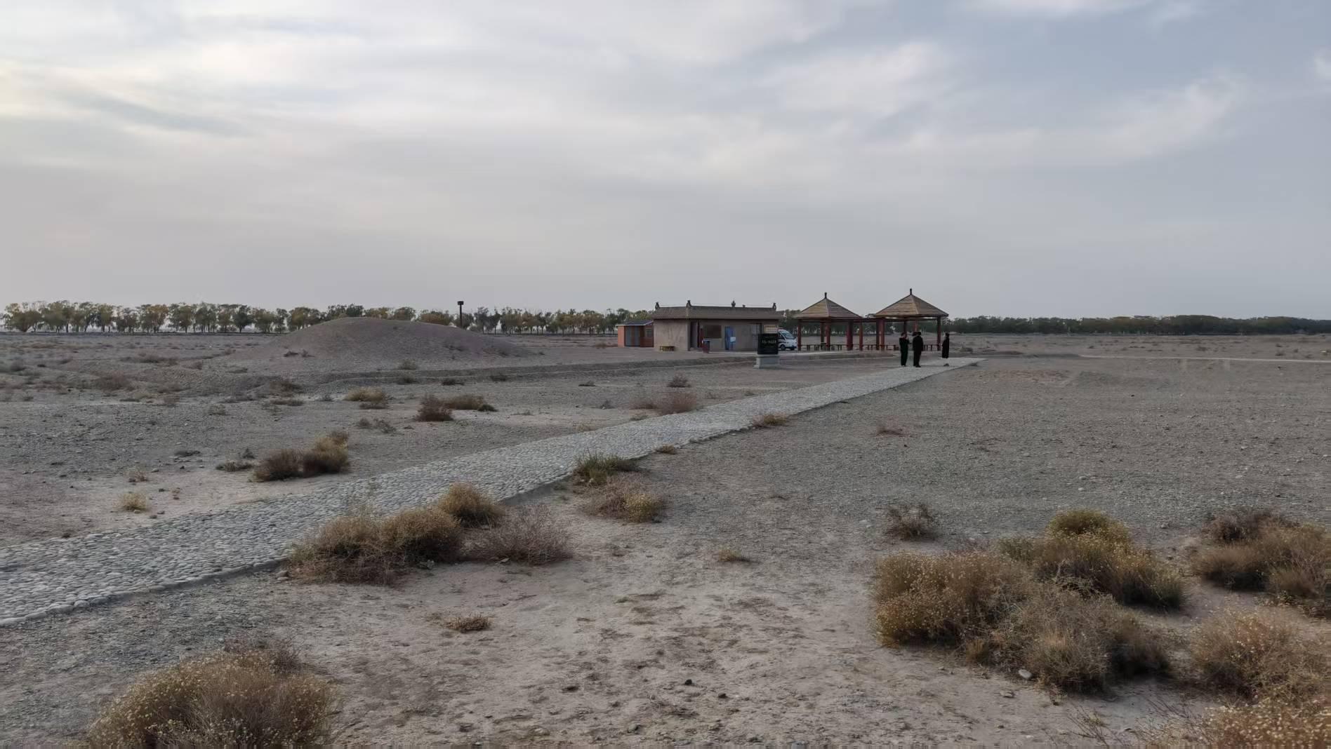 为什么壁画中的中国·中国是一个符号？进入课本。嘉峪关这里没有变化的文物