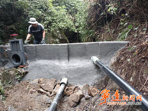 宁远文庙街道:守护一方用好水 填好民生必答题_副本500.jpg 宁远文庙街道:守护一方用好水 填好民生必答题_副本500.jpg