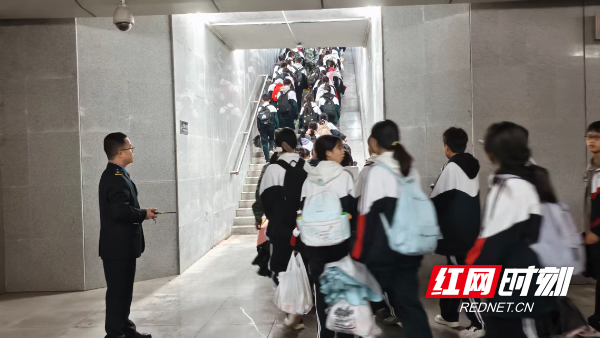 微信图片_20251104191518.jpg 微信图片_20251104191518.jpg