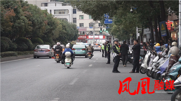 Still1106_00021.jpg Still1106_00021.jpg