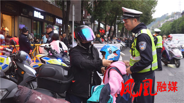 Still1106_00026.jpg Still1106_00026.jpg