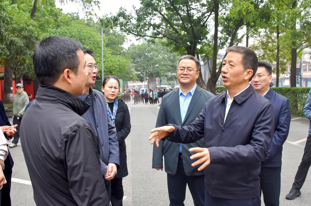 怀化市党政代表团赴成都学习考察