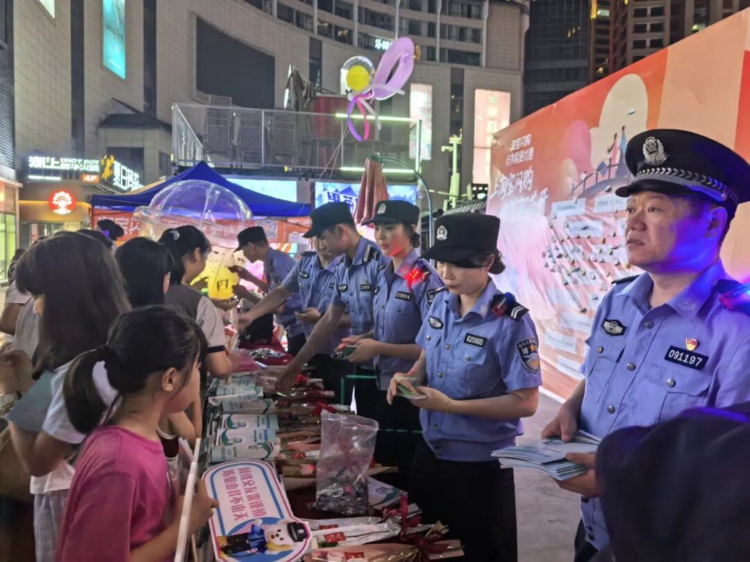 張家界.jpg 張家界.jpg