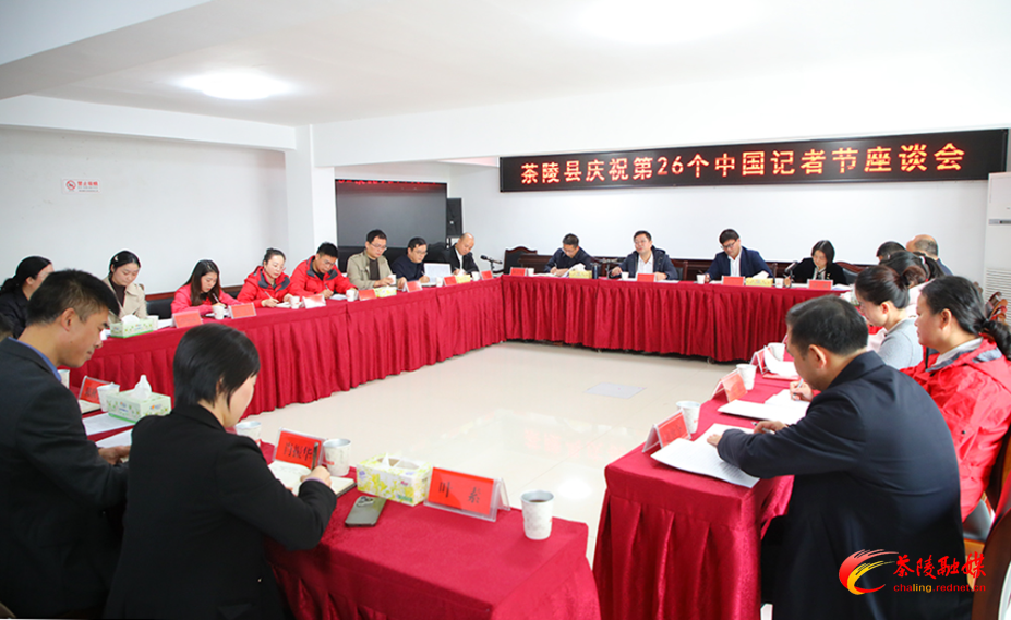 d4vMNw8aAgwA.jpg d4vMNw8aAgwA.jpg