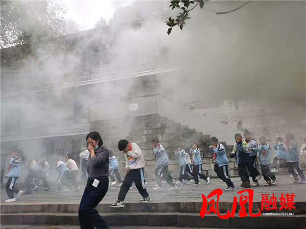 微信图片_20251106203457_524_12.jpg 微信图片_20251106203457_524_12.jpg