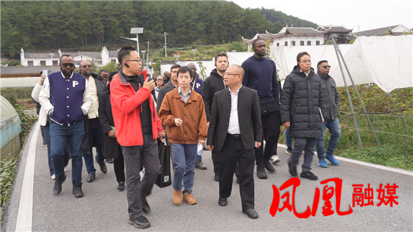 Still1107_00018.jpg Still1107_00018.jpg