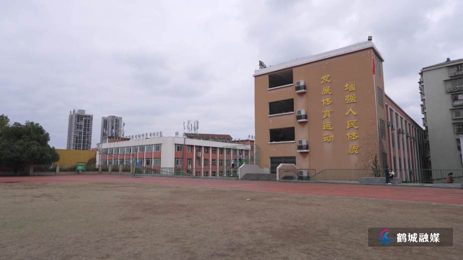 初编:市二中智慧操场.mp4_20251107_142245.504.jpg 初编:市二中智慧操场.mp4_20251107_142245.504.jpg