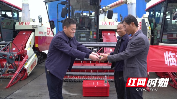 vlcsnap-2025-11-08-21h38m49s136.jpg vlcsnap-2025-11-08-21h38m49s136.jpg