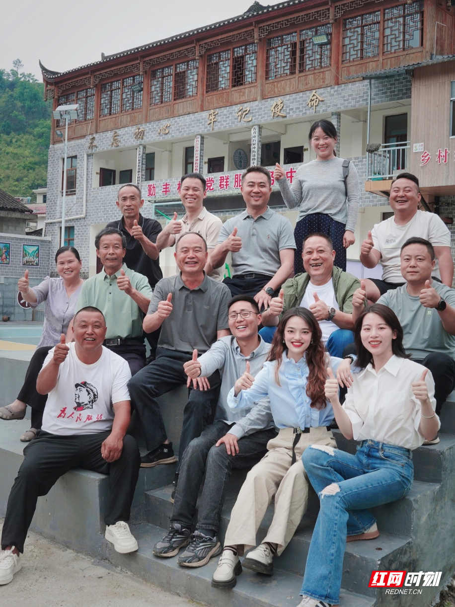 谭苏昕.jpg 谭苏昕.jpg