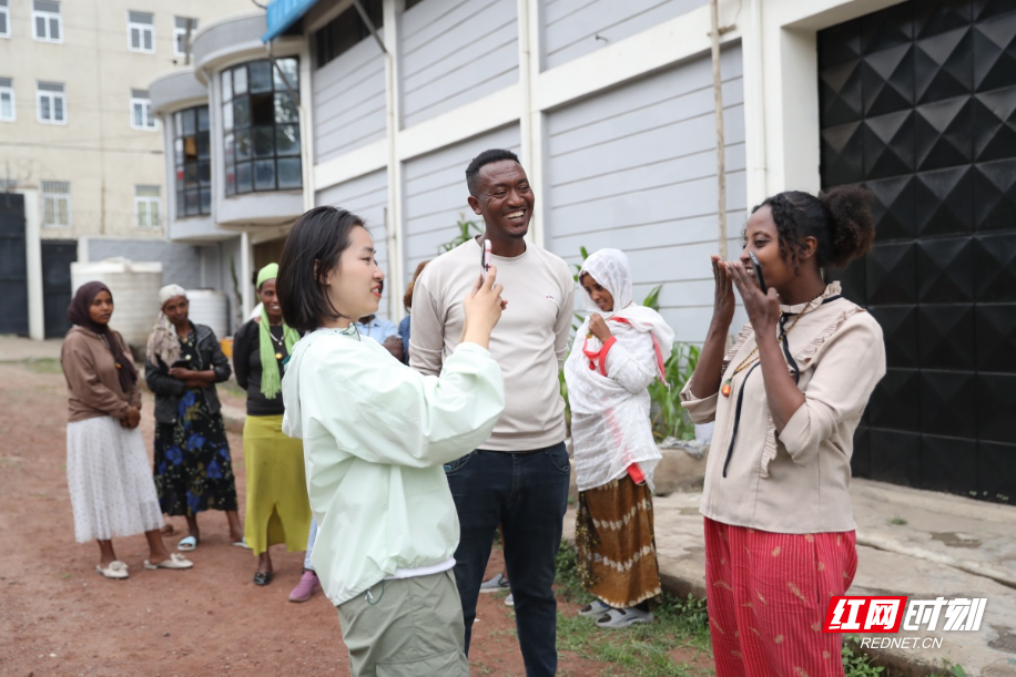 杨柳_副本.jpg 杨柳_副本.jpg