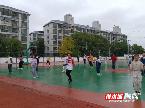 微信图片_20251110155510_243_50.jpg 微信图片_20251110155510_243_50.jpg