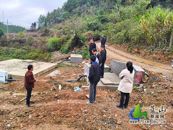 所城镇纪委：靠前监督 护航农村安全饮水工程阳光验收.jpg